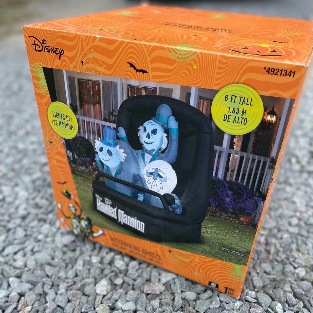 Haunted mansion inflatable